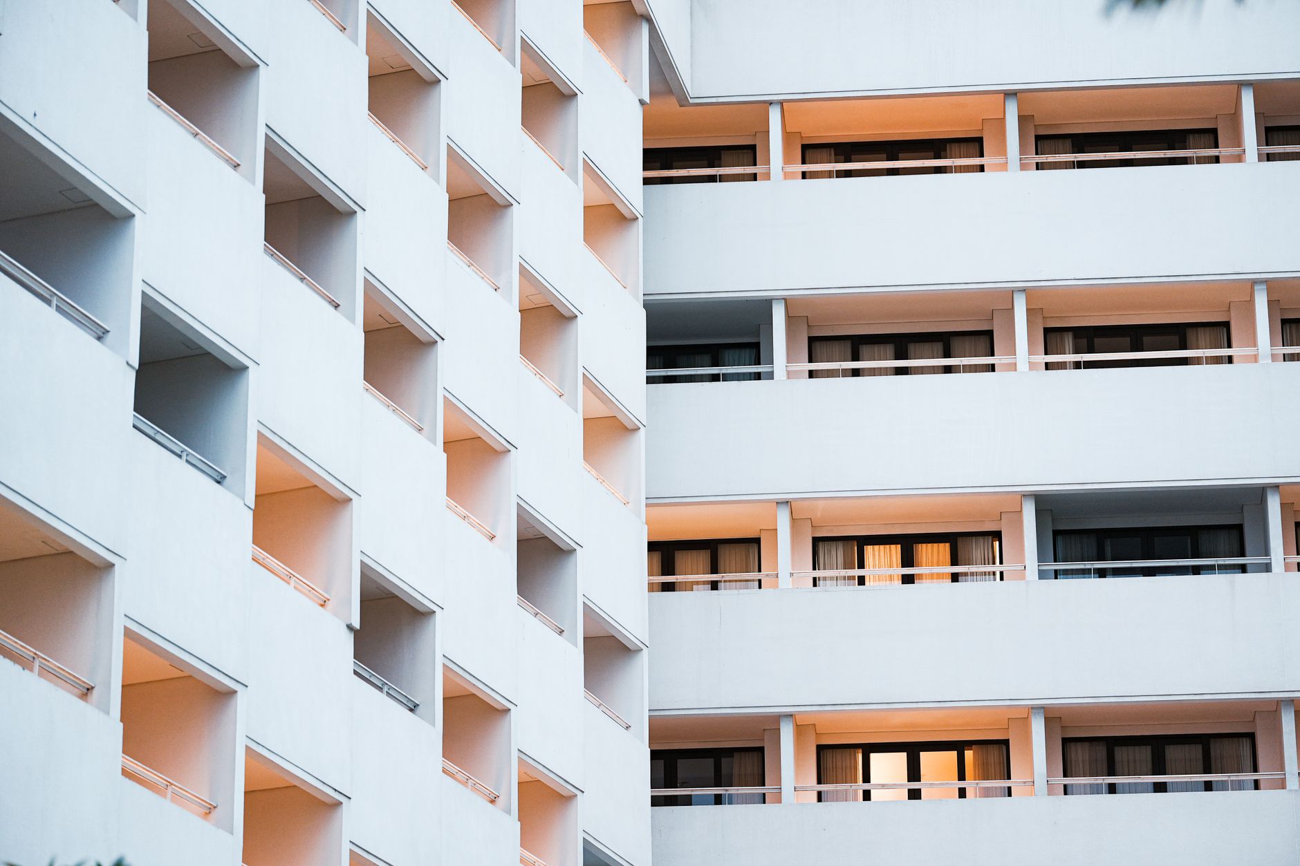 Asbestos Exposure at Shawnee Mission Medical Center: A Kansas Mesothelioma Lawyer's Guide for Workers and Tradesmen
